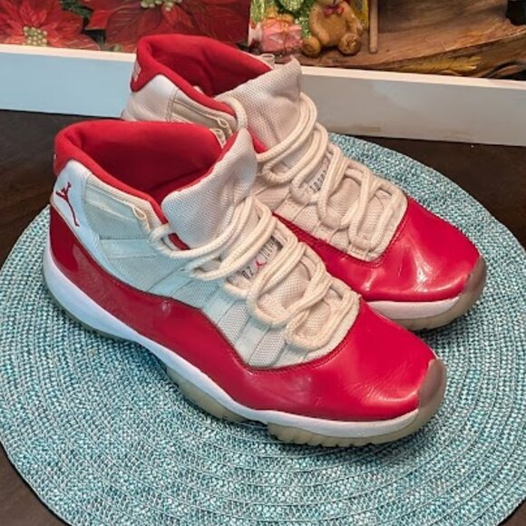 W14 AIR JORDAN 11 Retro "Cherry/Varsity Red" Sneakers - Picture 2 of 9